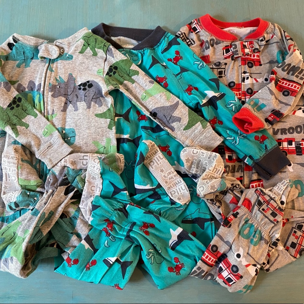 Carter’s Child of Mine 12m 3pk footie pajamas